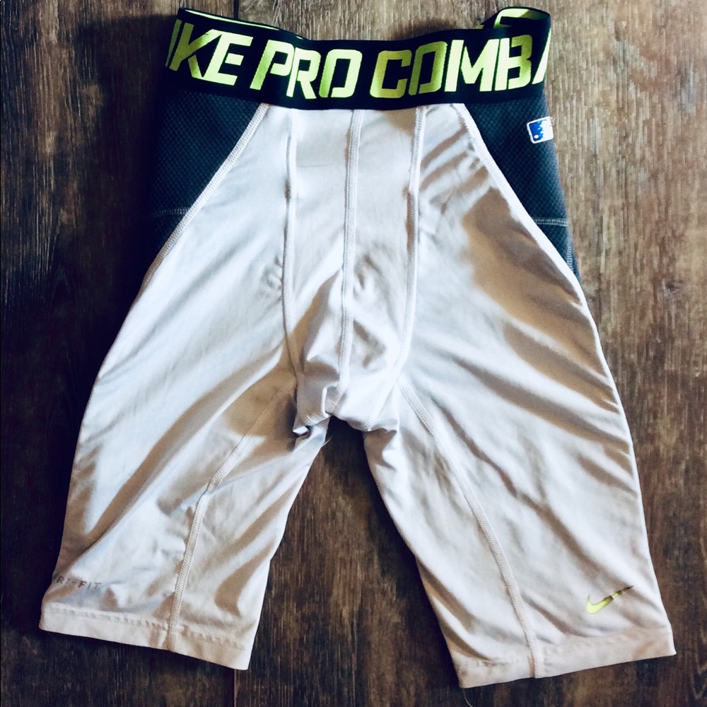 Nike Pro Combat Compression Shorts Men’s Size M